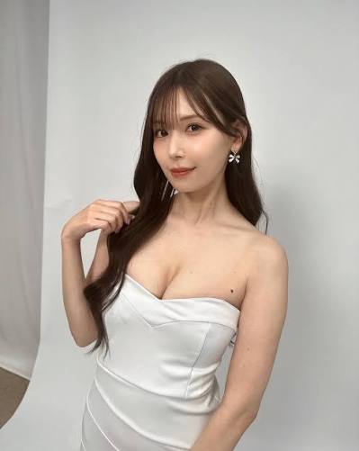 明里紬